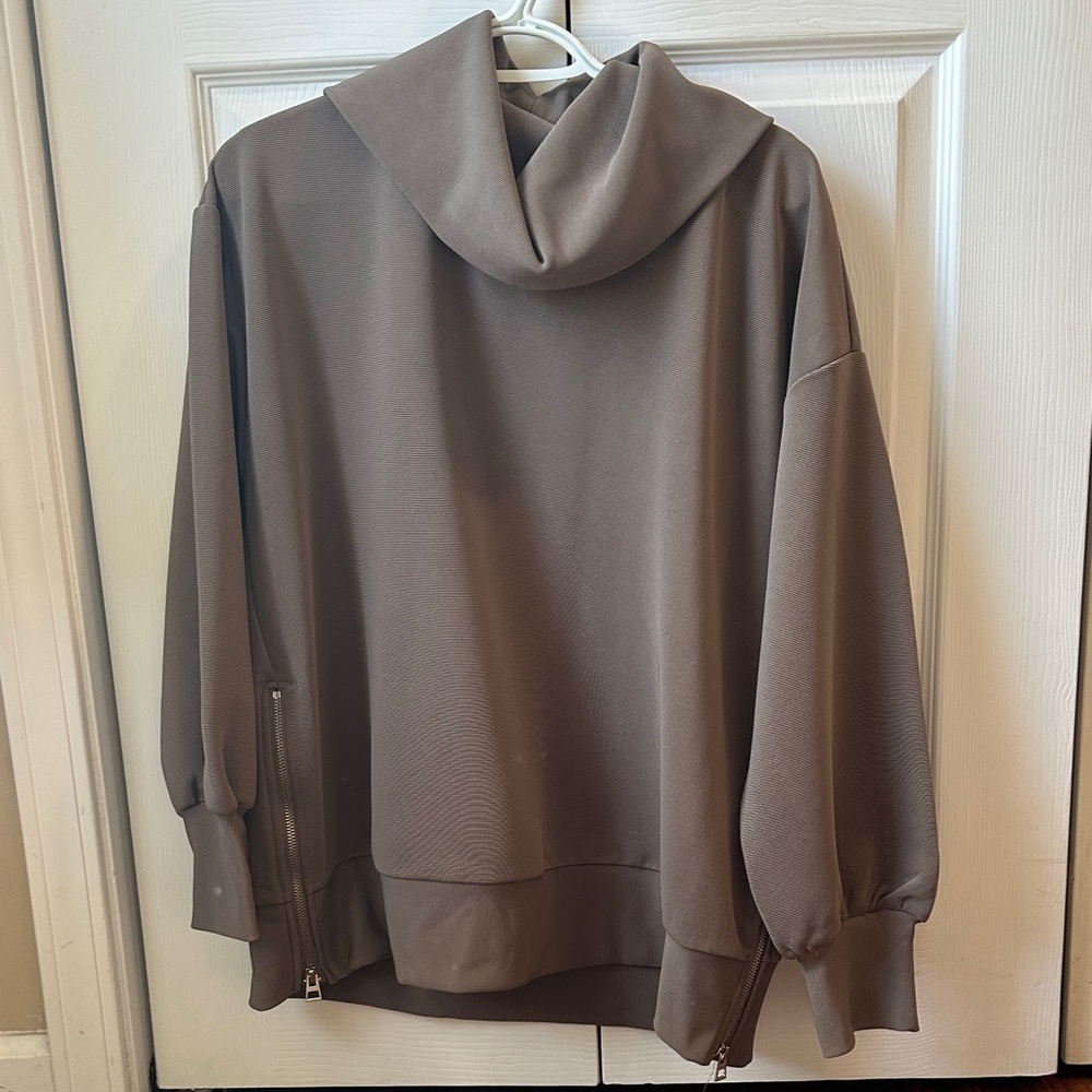 Women’s Turtle Neck Long Sleeve
